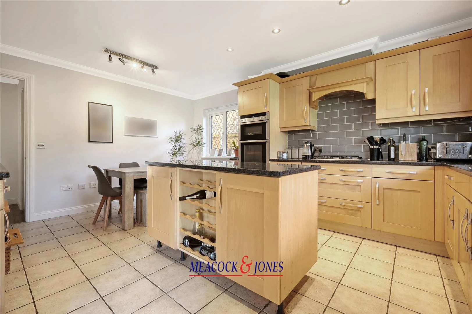 img_7208_3 copy 2.jpg