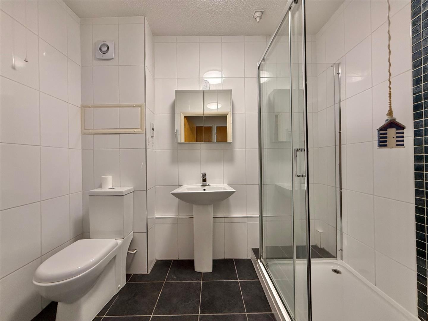 Shower Room.jpeg