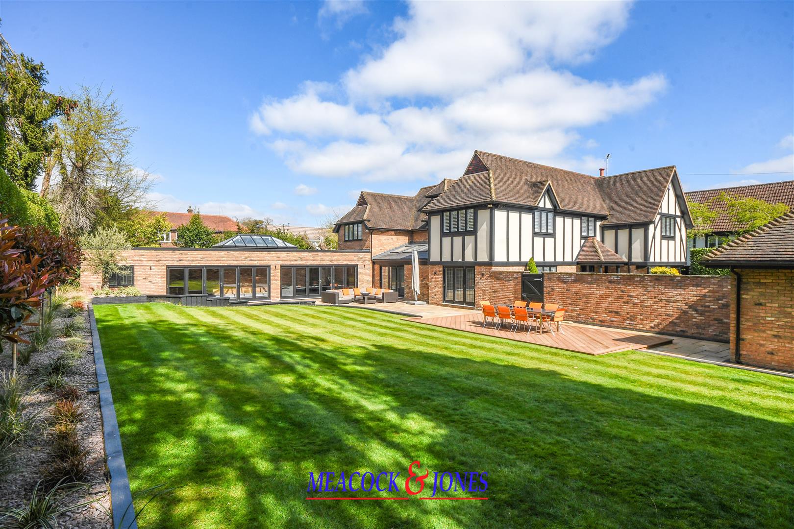 Property photo: Hutton Mount, Brentwood, CM13