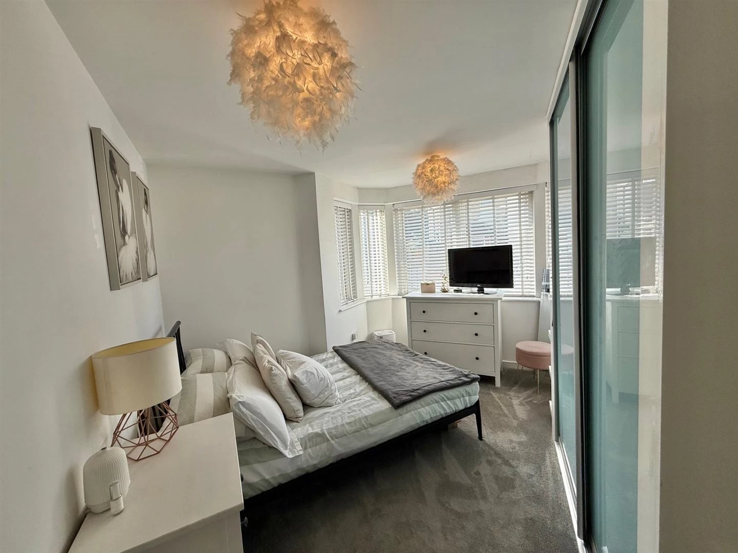 Bedroom.jpg