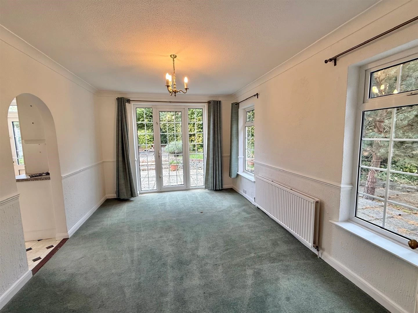 Dinning Room.jpg