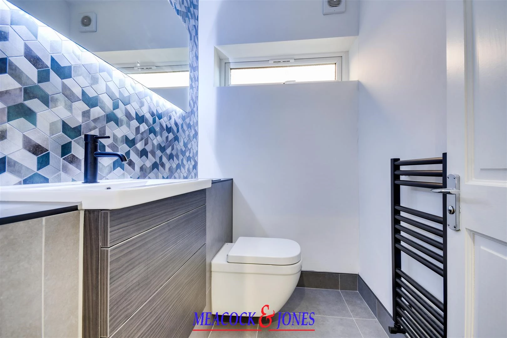 DSC_0411-DSC_0415 copy.jpg