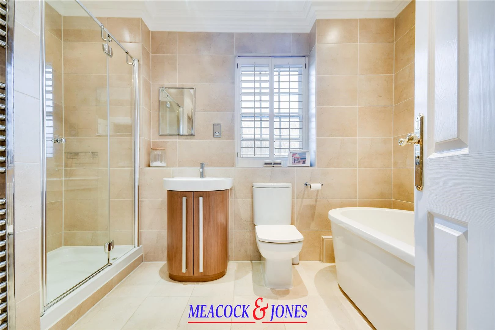 DSC_6996-DSC_7000 copy.jpg