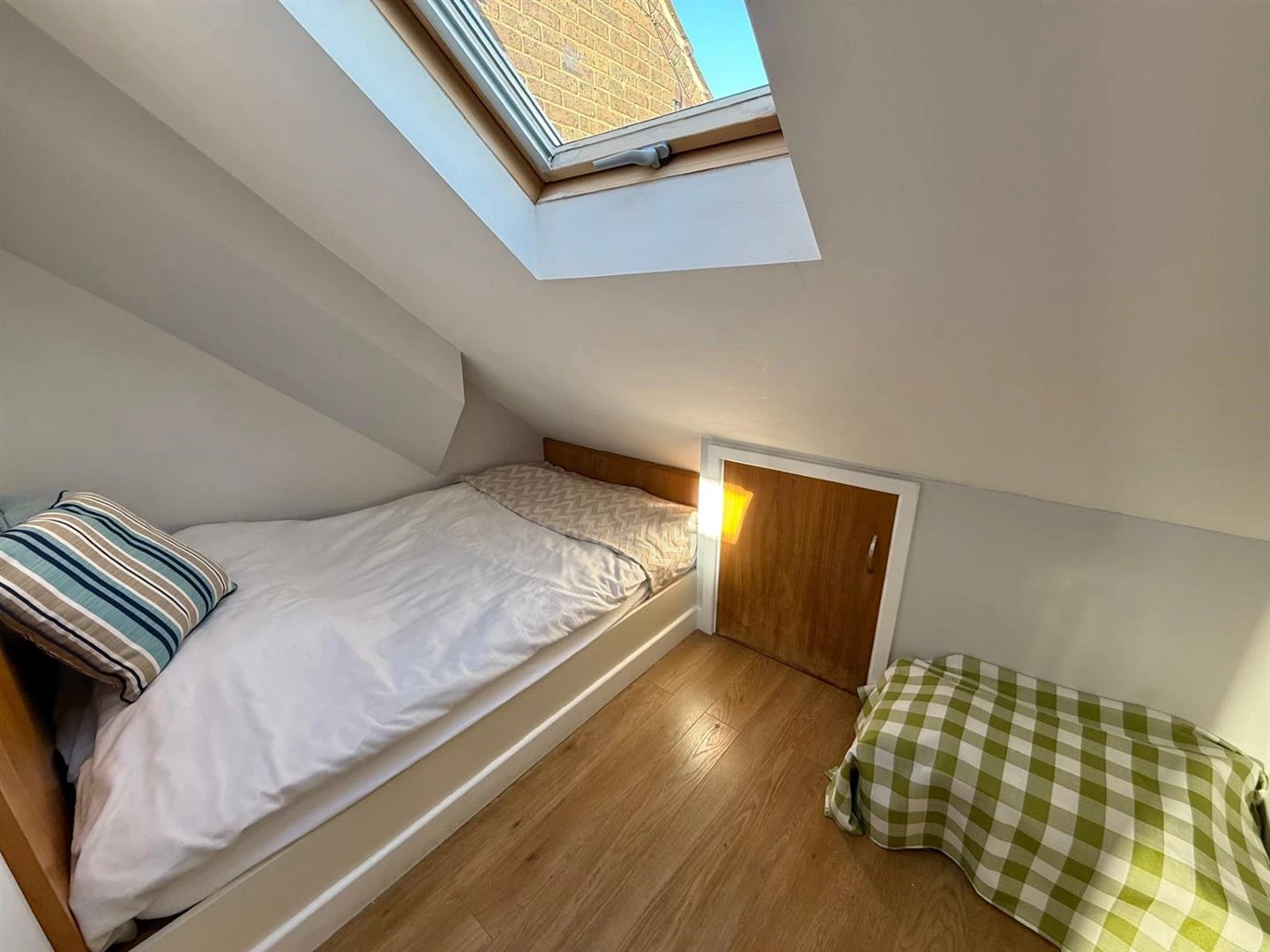Bedroom.jpg