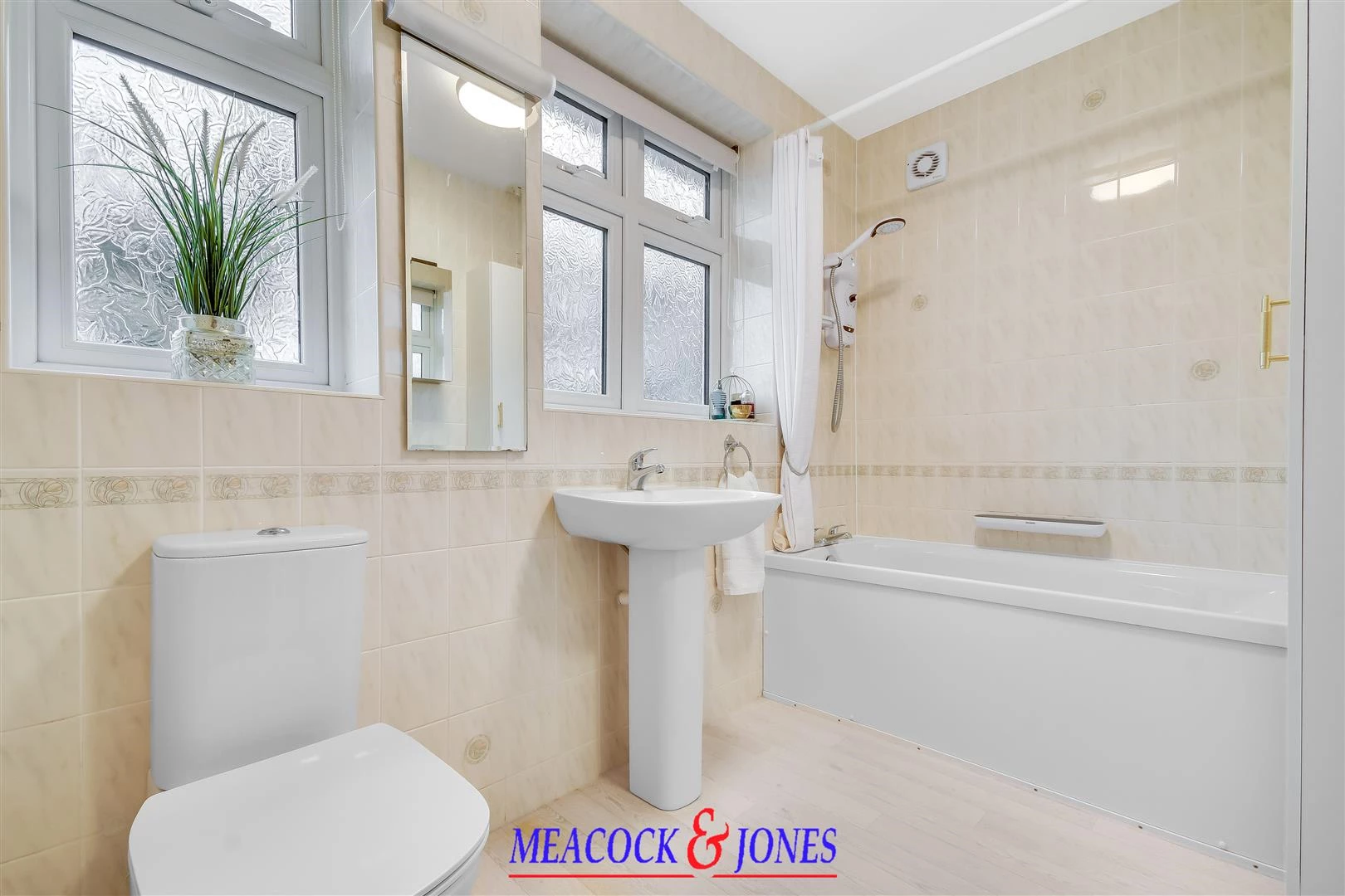 DSC_9367-DSC_9371 copy.jpg