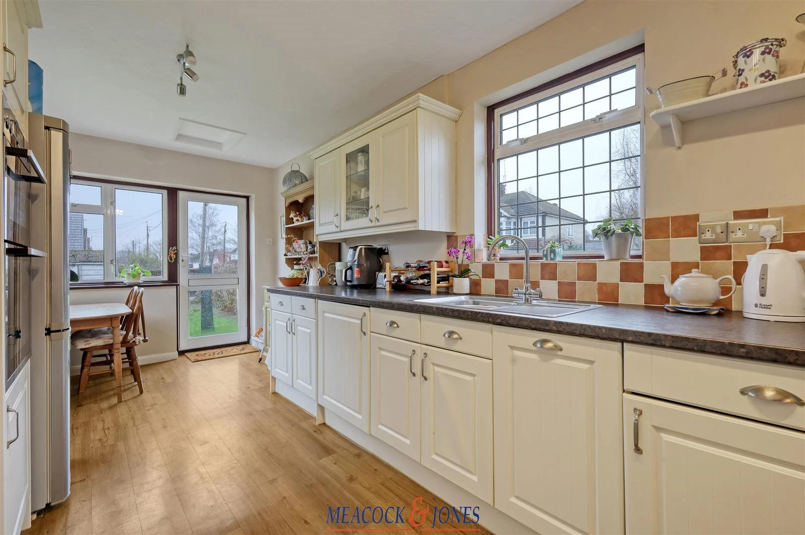 img_4523_29 copy 2.jpg