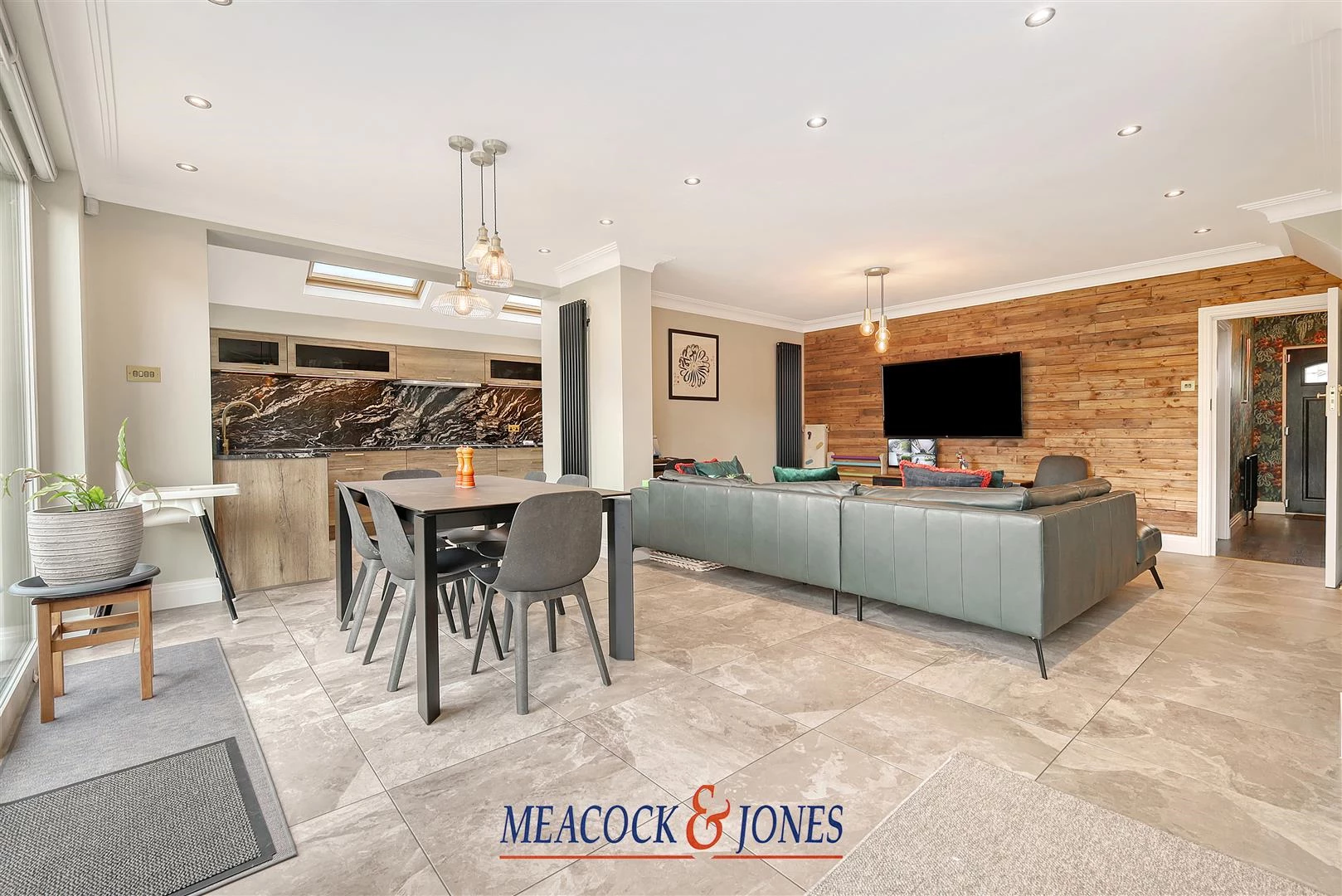 IMG_0071_15 copy.jpg