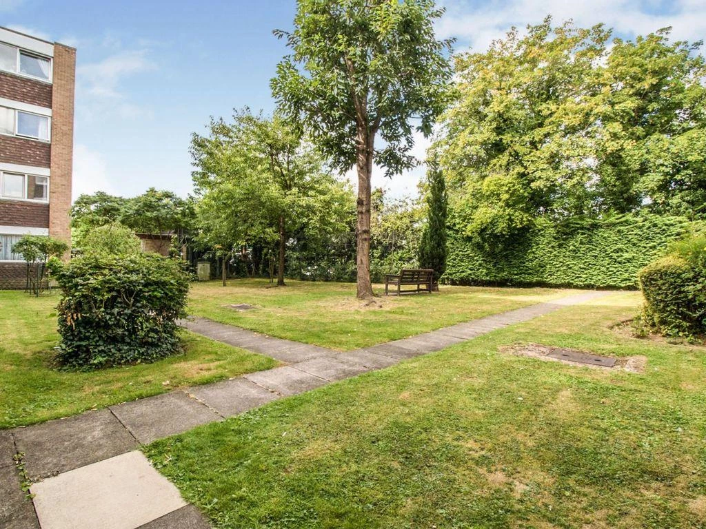 Communal Gardens.jpg