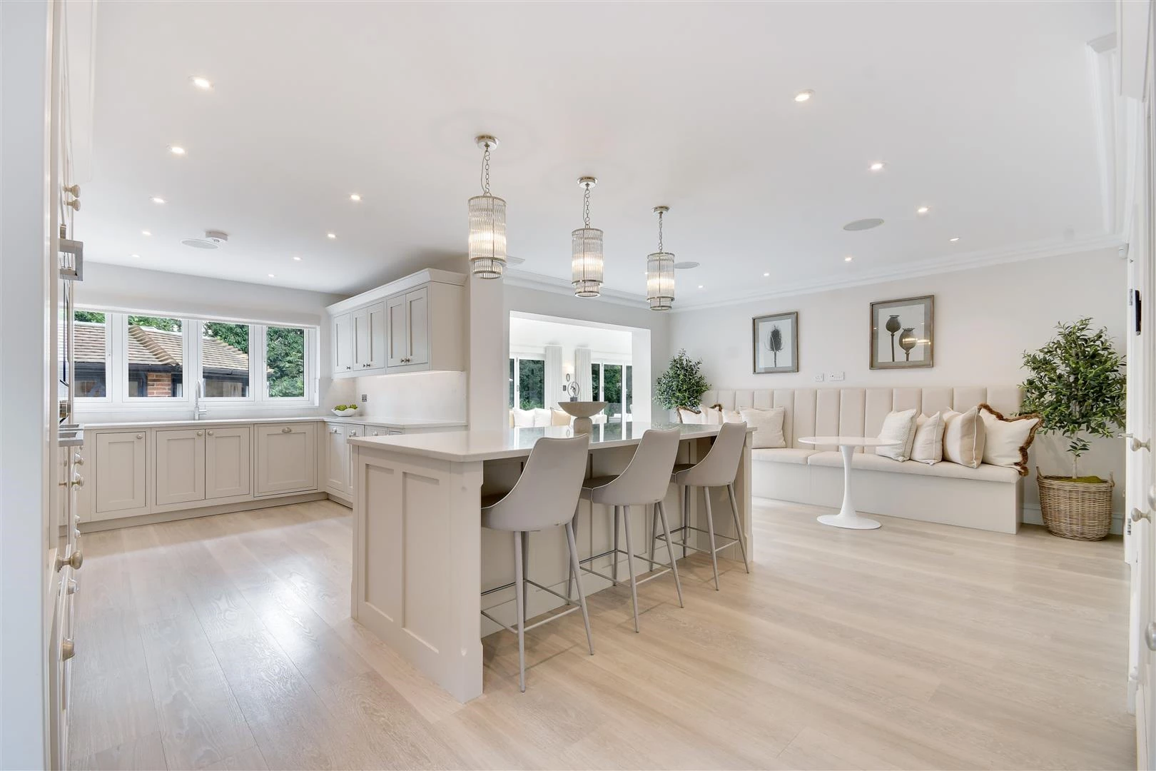 Kitchen_breakfast 2.jpg