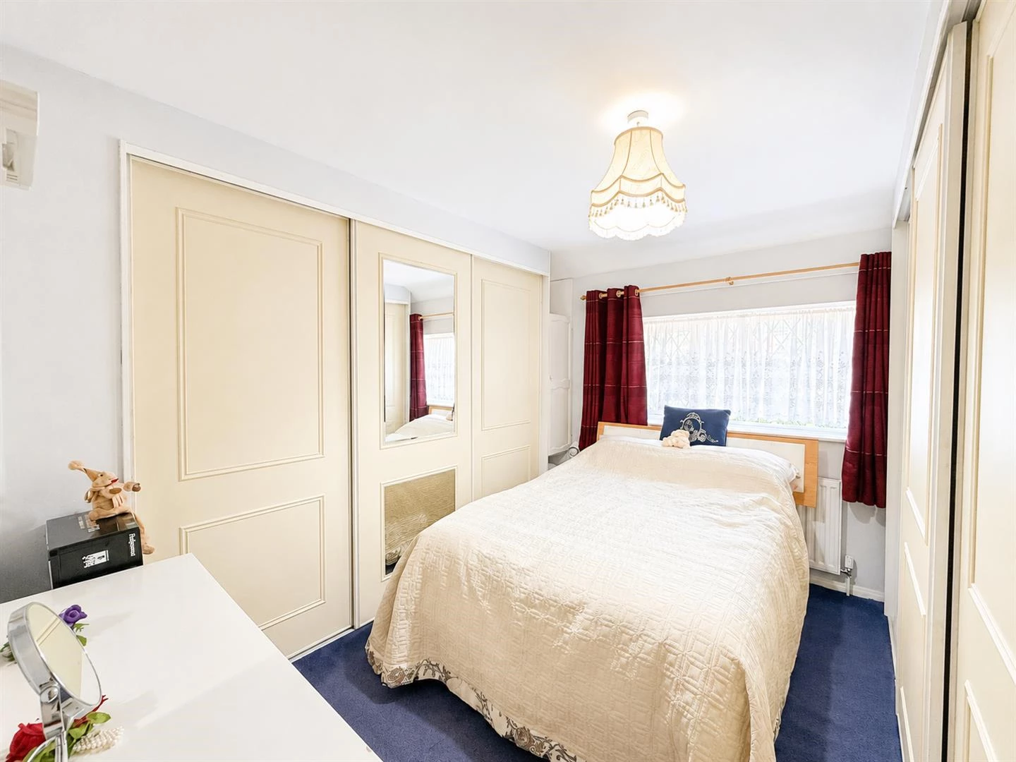 Bedroom.jpg