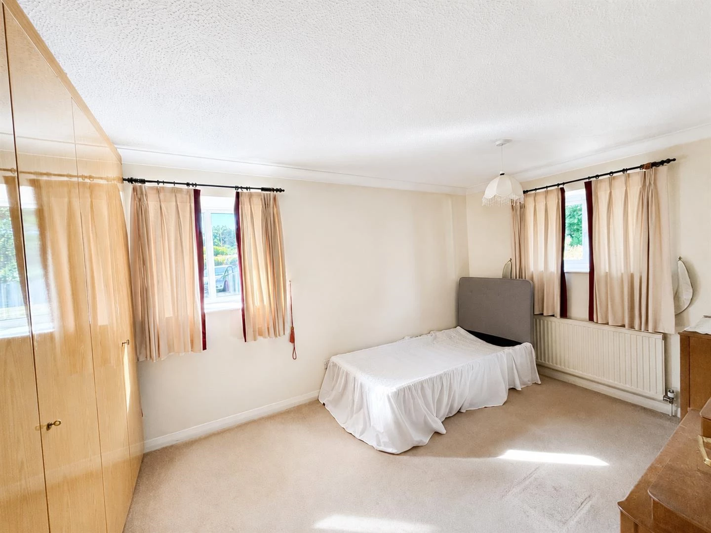 Bedroom.jpg
