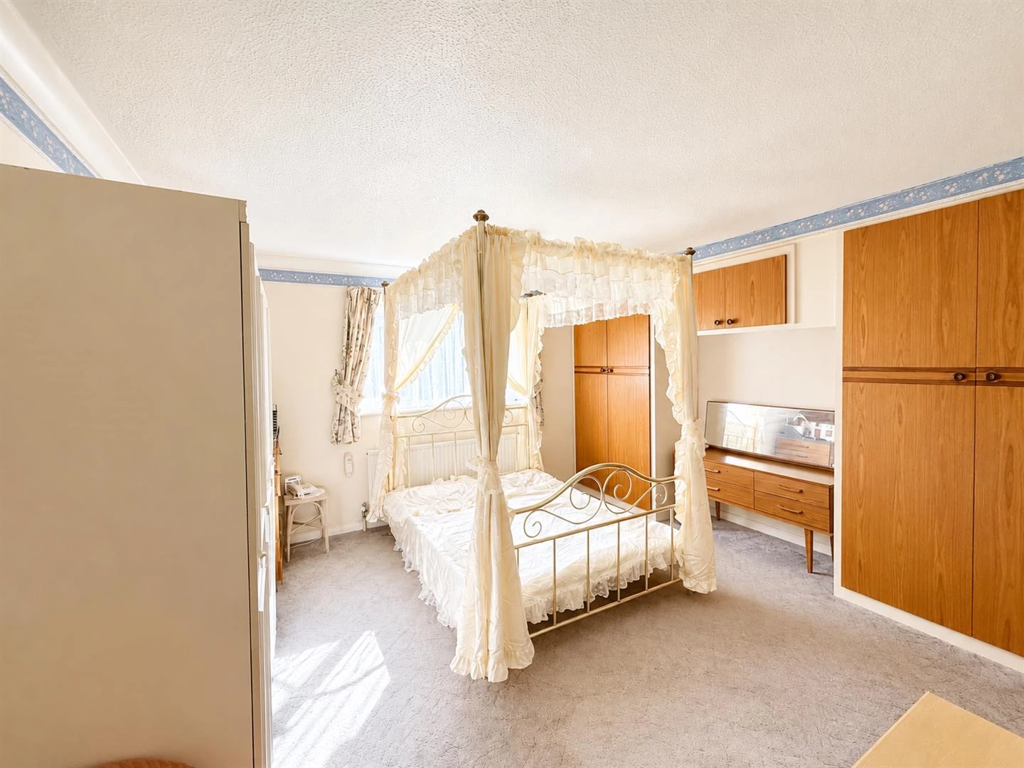 Bedroom.jpg