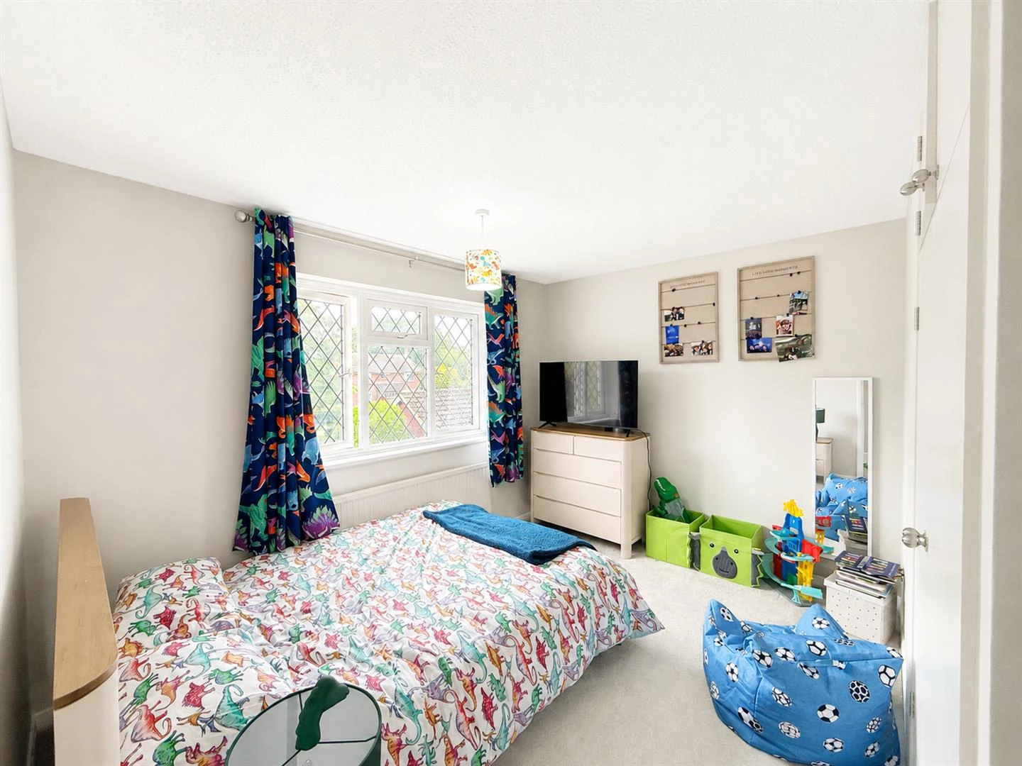 Bedroom.jpg