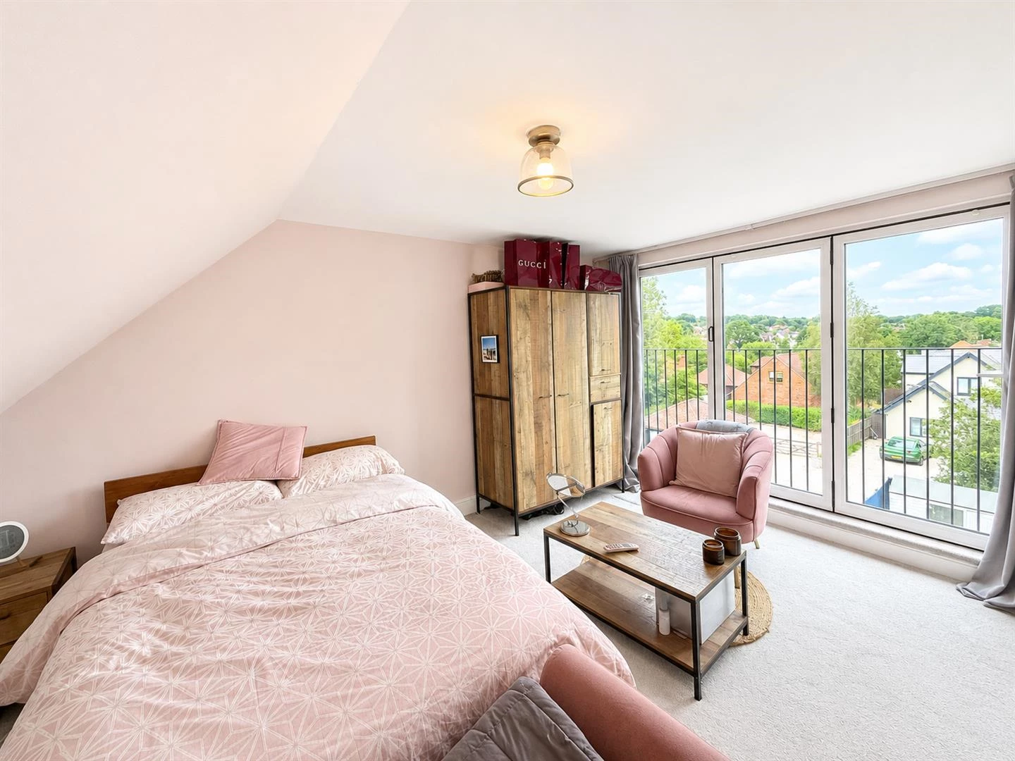 Bedroom.jpg
