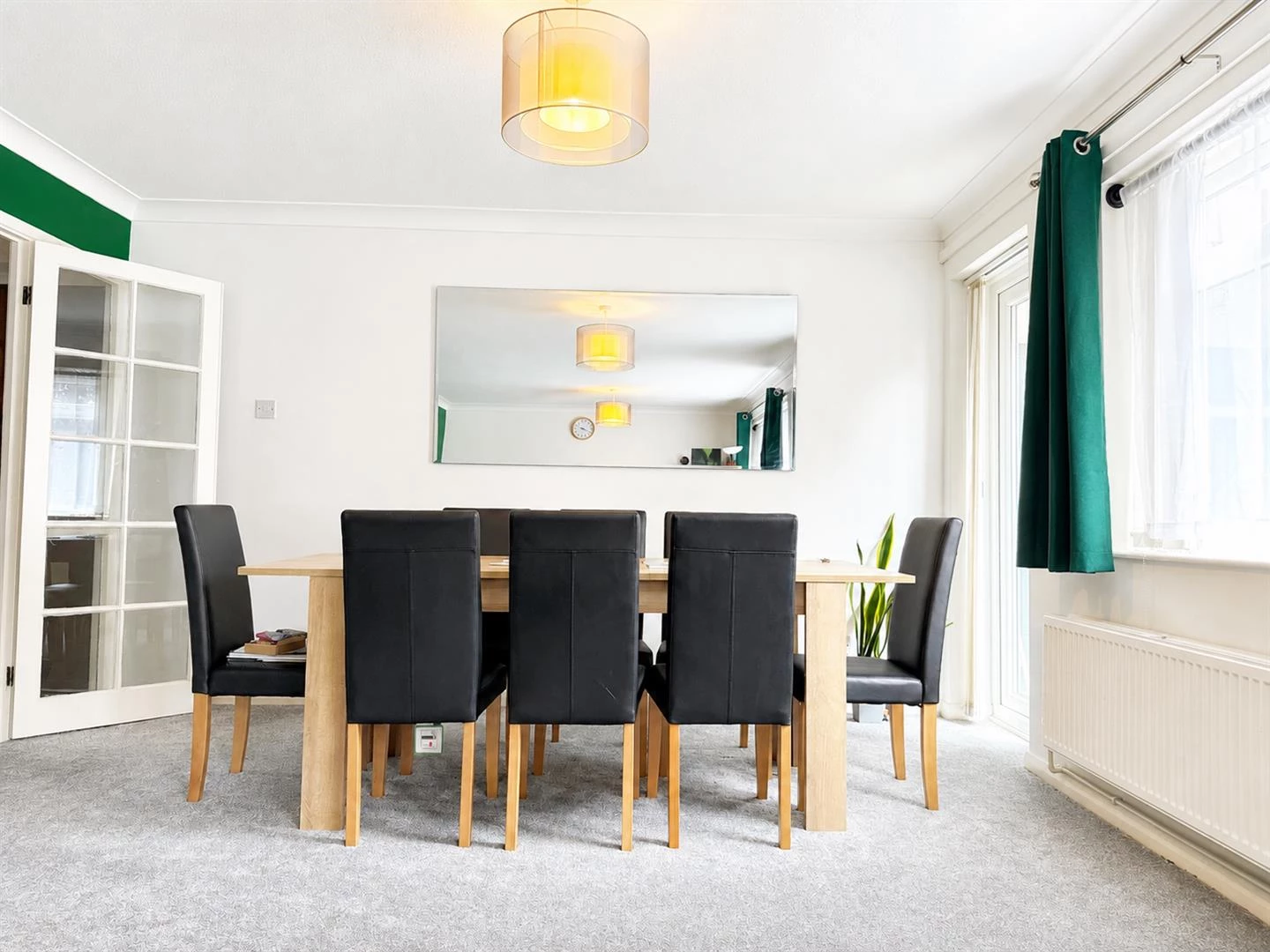 Dinning Room.jpg