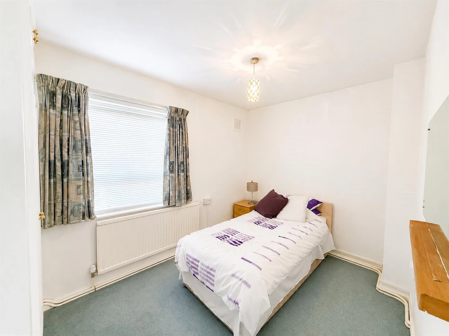 Bedroom.jpg