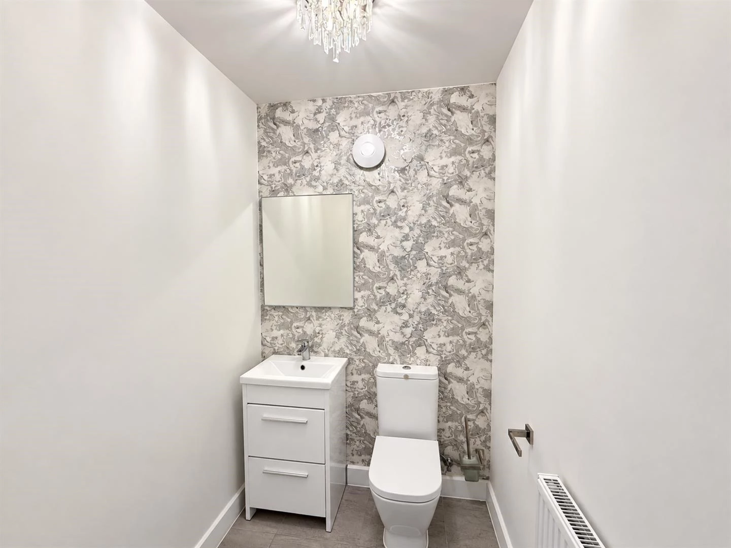 Cloak room.png