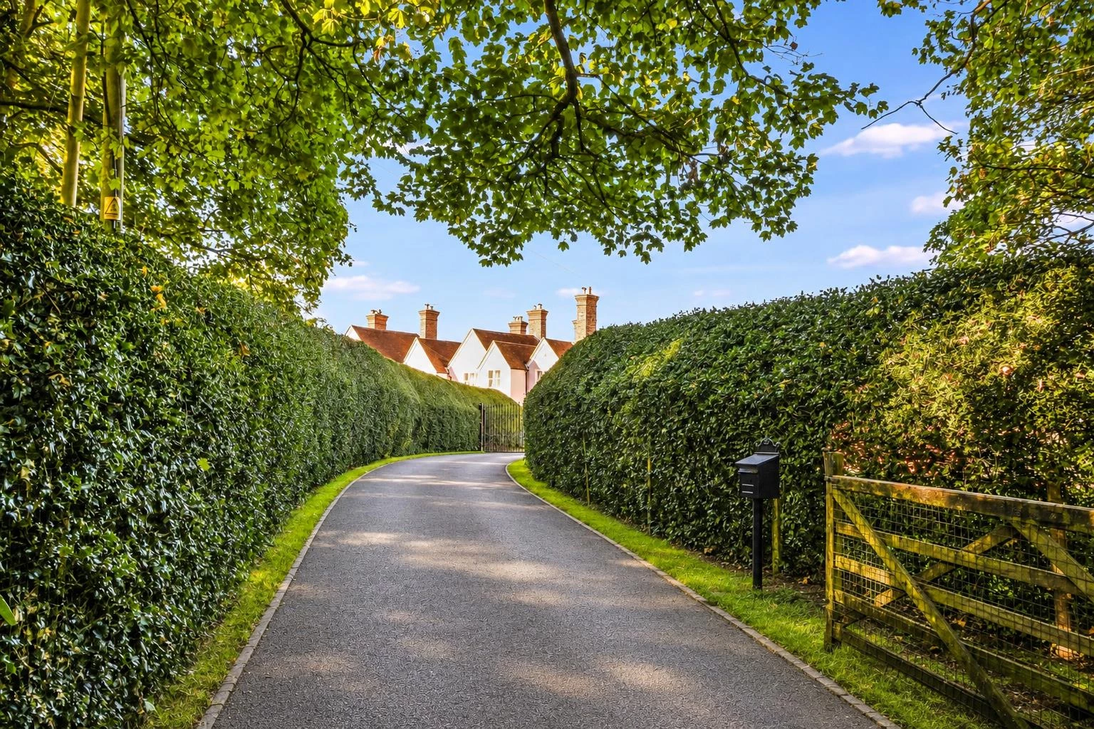 Shenfield Hall.PNG