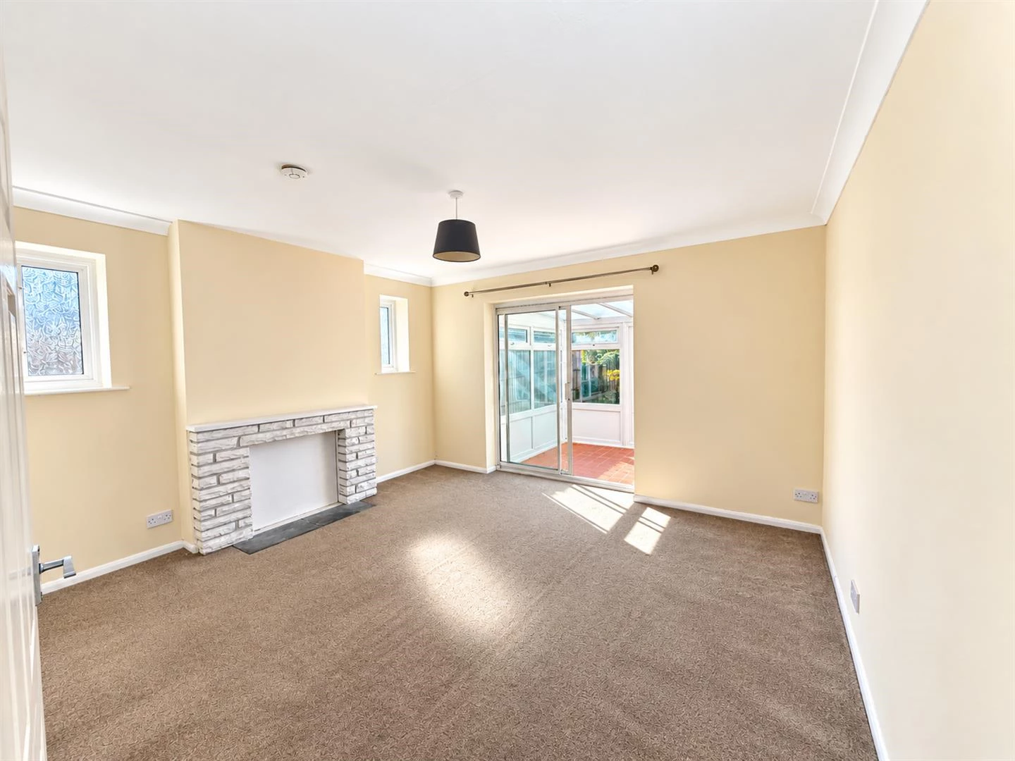 Living Room.jpg