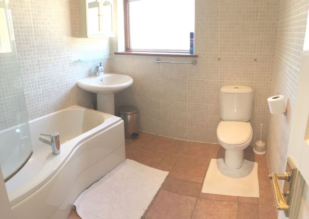 Upstairs bathroom