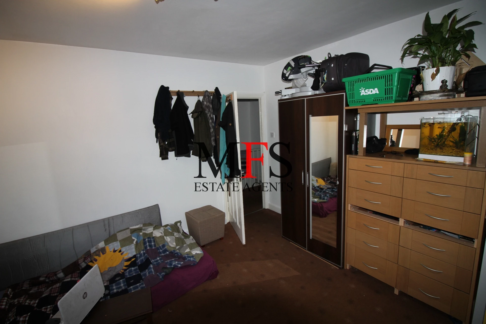 Photo 24