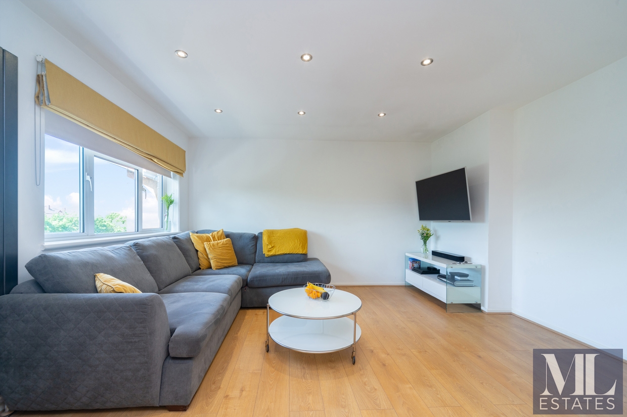 Property For Sale Marley Walk, Willesden Green, NW2 1 Bedroom Flat