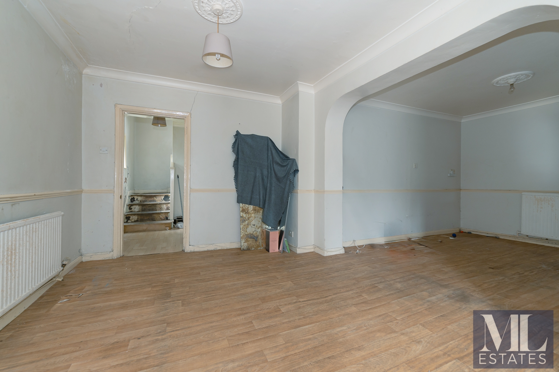 Property For Sale Pitfield Way, Neasden, NW10 4 Bedroom House through