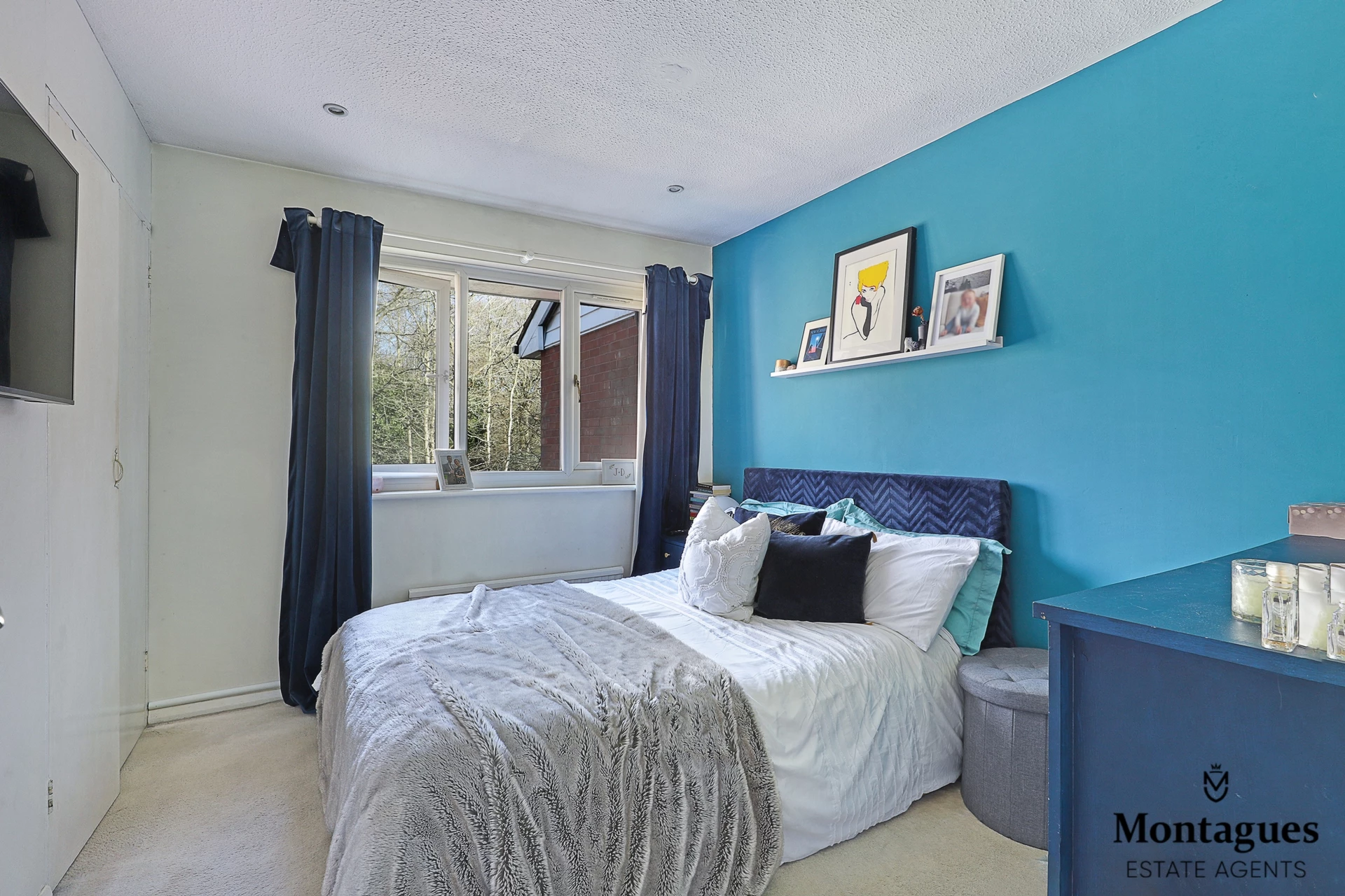 Photo 3