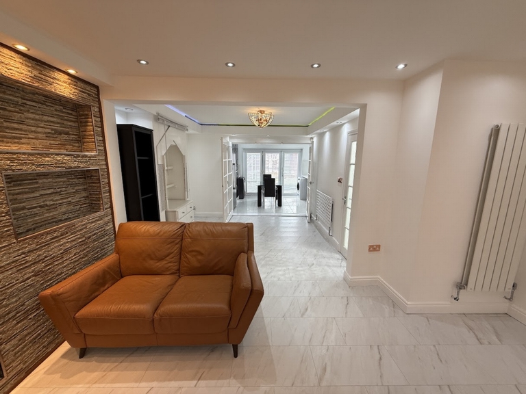 Lounge/Diner