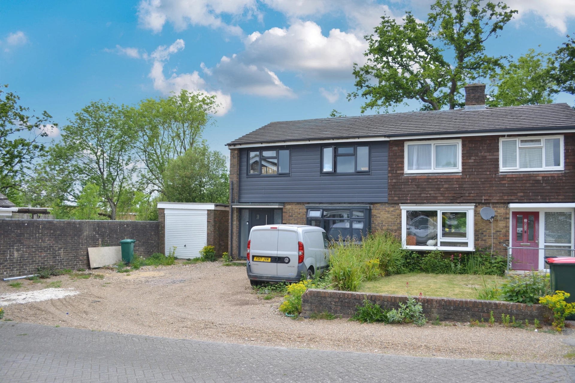 Property photo: Ringwood Close, RH10