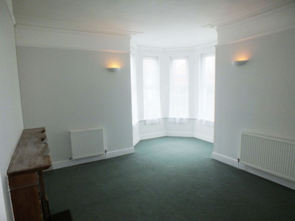 Property For Sale Wear Bay Crescent, Folkestone, CT19 3 Bedroom