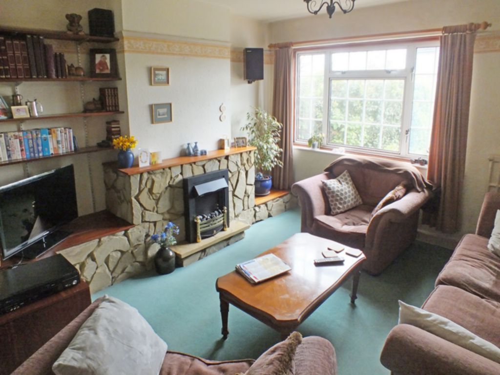 Property For Sale Shorncliffe Crescent, Folkestone, CT20 3 Bedroom