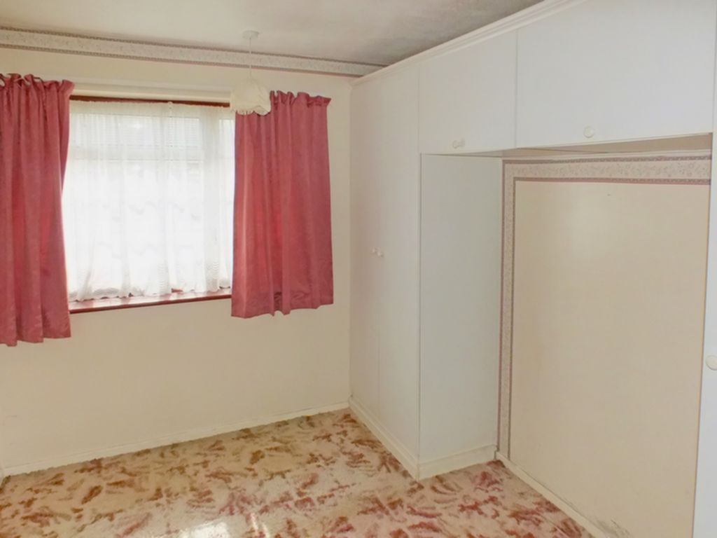 Property For Sale Minter Avenue, Densole, CT18 2 Bedroom Bungalow through Motis Estates