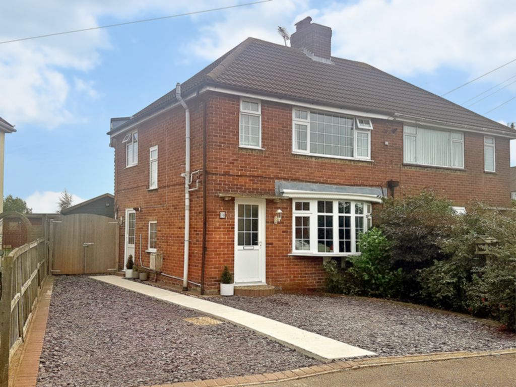 Property For Sale Cornwallis Avenue, Aylesham, CT3 4 Bedroom Semi