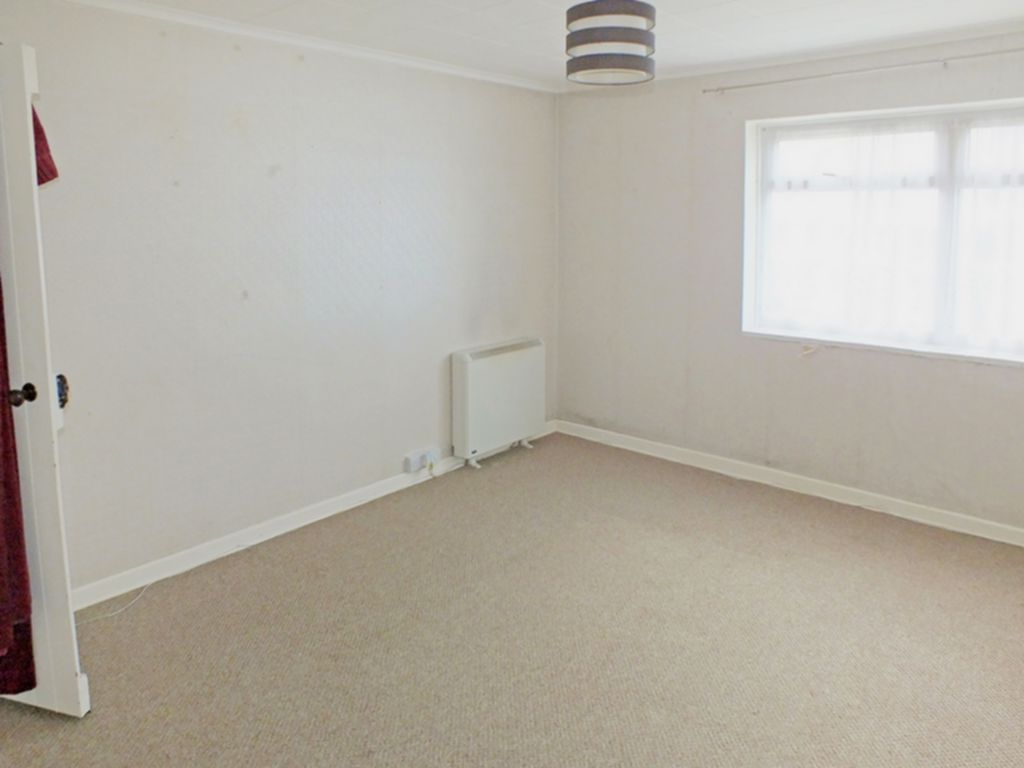 Property For Sale Dymchurch Road, Hythe, CT21 3 Bedroom House through