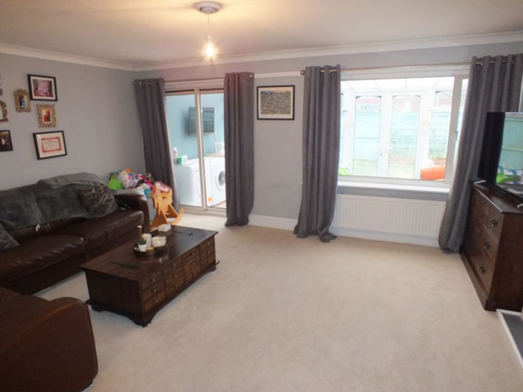 Property For Sale Lynwood, Folkestone, CT19 3 Bedroom House through