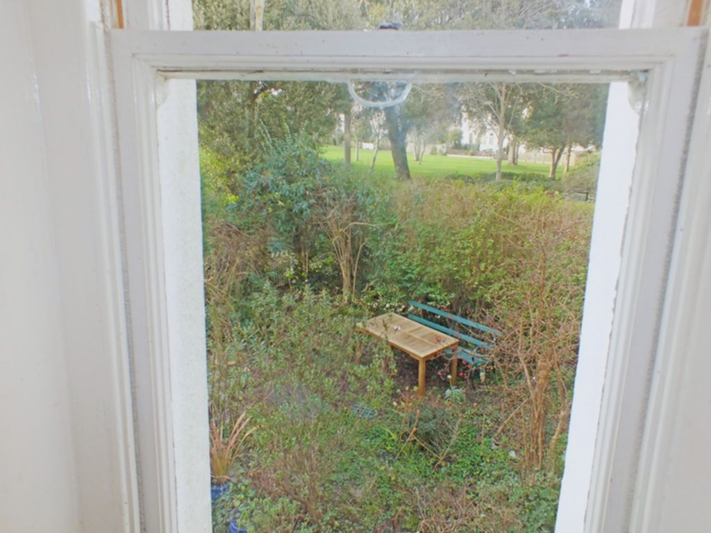 Property For Sale Castle Hill Avenue, Folkestone, CT20 2 Bedroom Flat