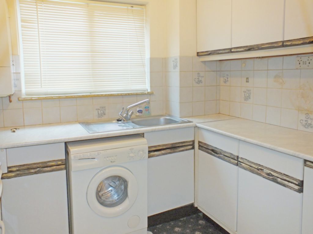 Property For Sale Enbrook Road, Sandgate, CT20 2 Bedroom Terraced