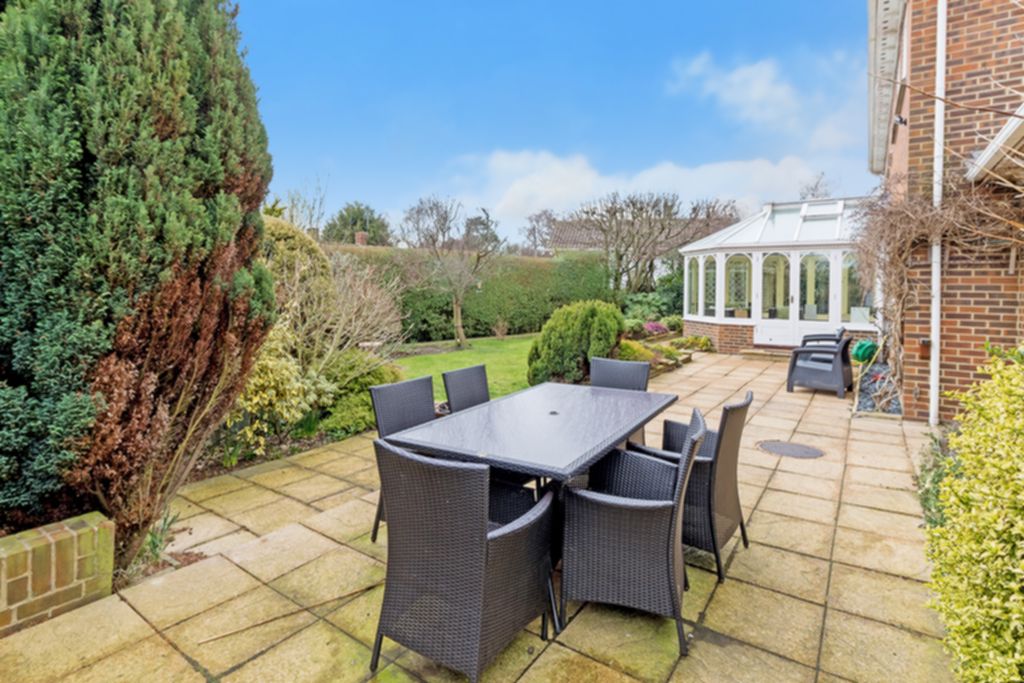 Property For Sale Blenheim Place, Folkestone, CT20 4 Bedroom Detached