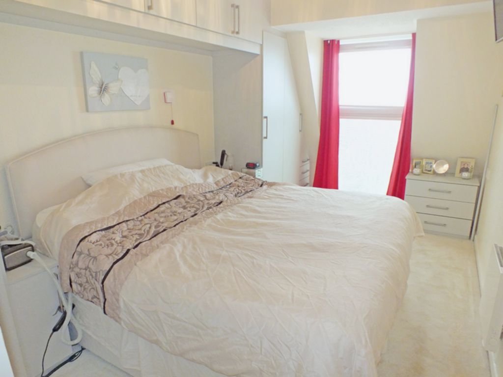 Property For Sale Sandgate Road, Folkestone, CT20 1 Bedroom