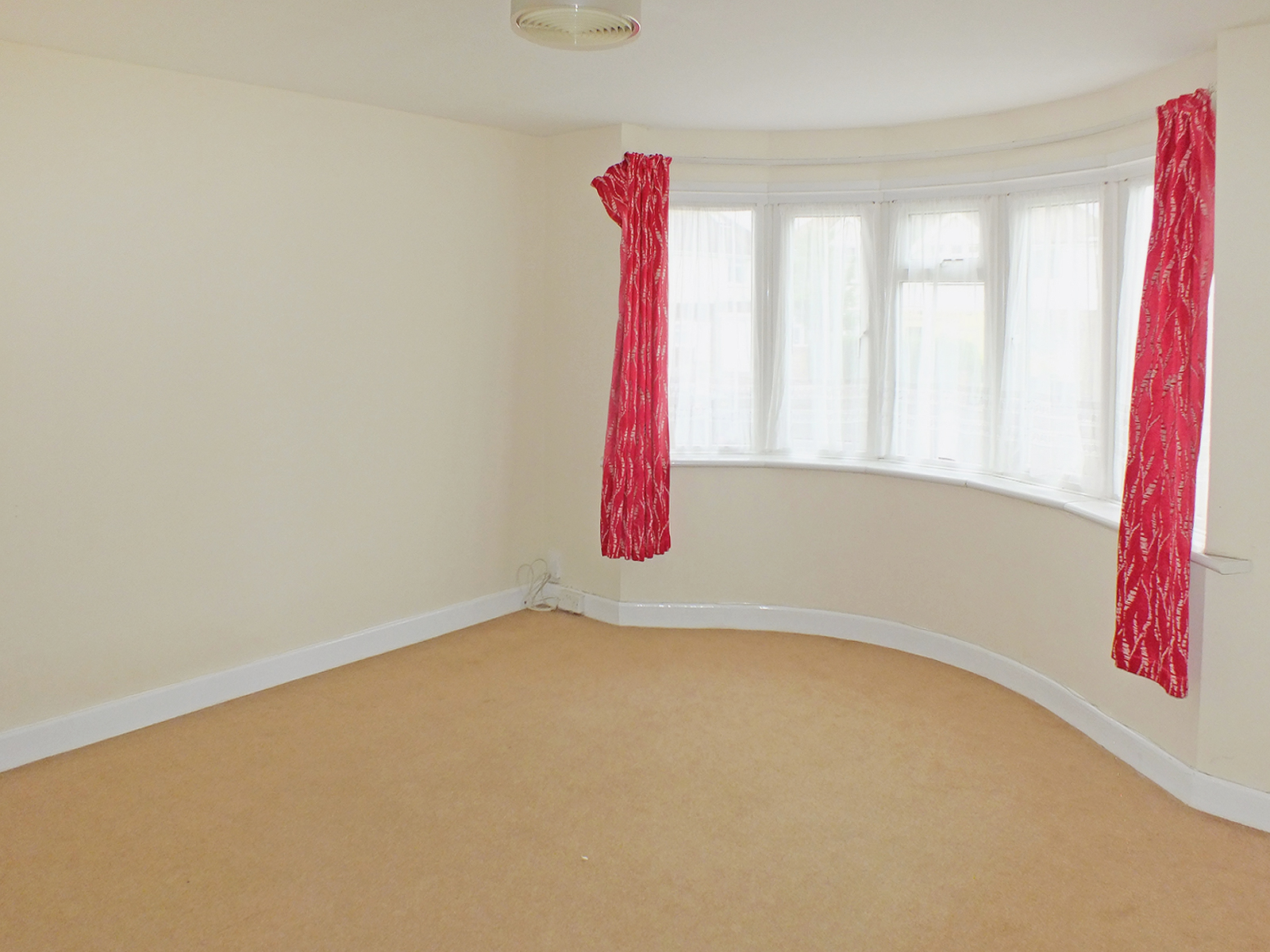 Property For Sale Downs Road, Folkestone, CT19 3 Bedroom Semi