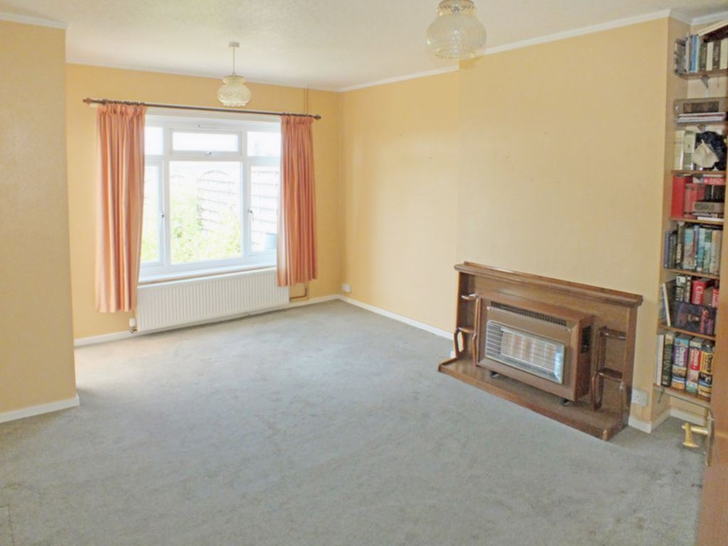 Property For Sale Wear Bay Road, Folkestone, CT19 2 Bedroom Bungalow