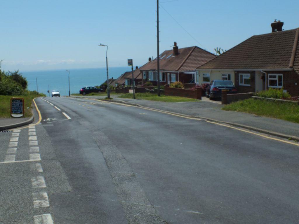 Property For Sale Wear Bay Road, Folkestone, CT19 2 Bedroom Bungalow