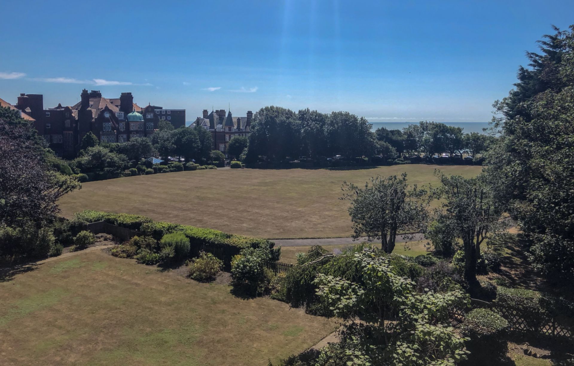 Property For Sale Sandgate Road, Folkestone, CT20 2 Bedroom Flat