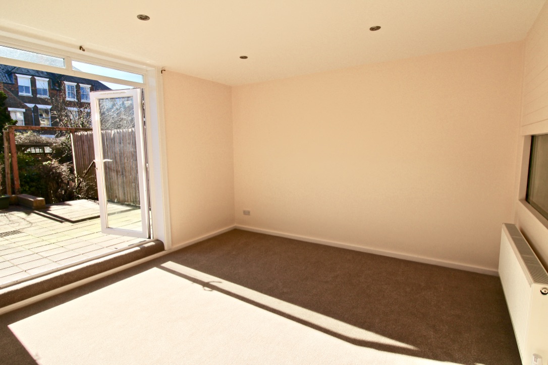 Property For Sale Grimston Gardens, Folkestone, CT20 3 Bedroom
