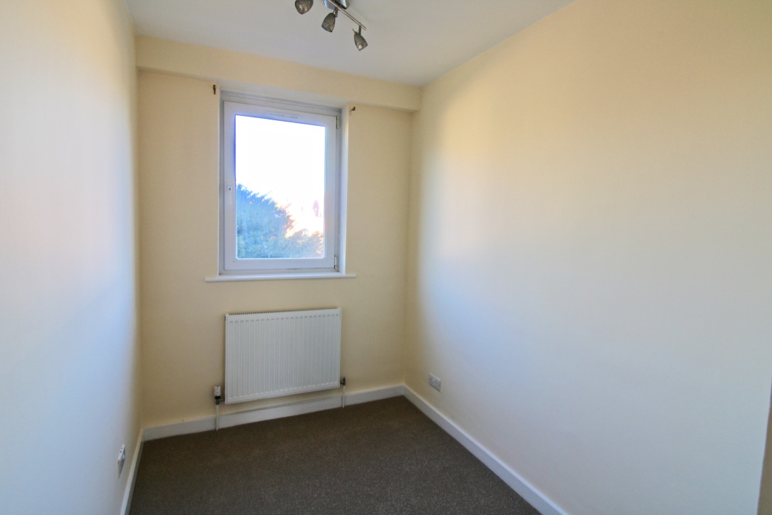 Property For Sale Grimston Gardens, Folkestone, CT20 3 Bedroom