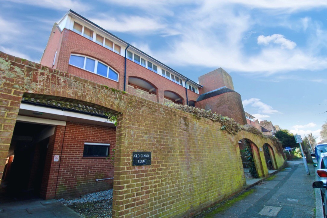 Property For Sale Grimston Gardens, Folkestone, CT20 3 Bedroom