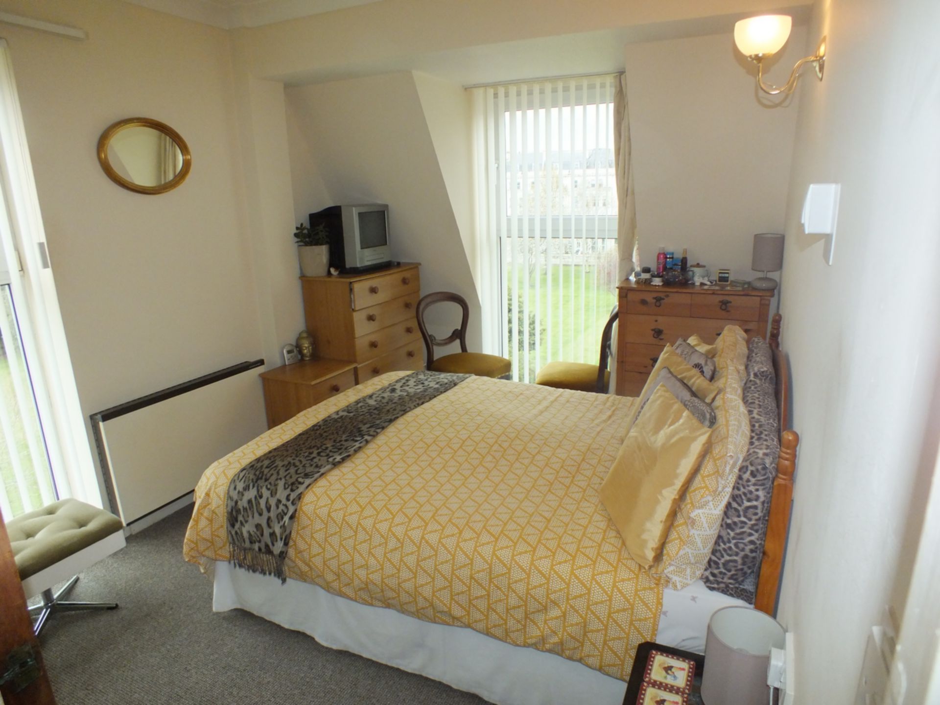 Property For Sale Sandgate Road, Folkestone, CT20 1 Bedroom