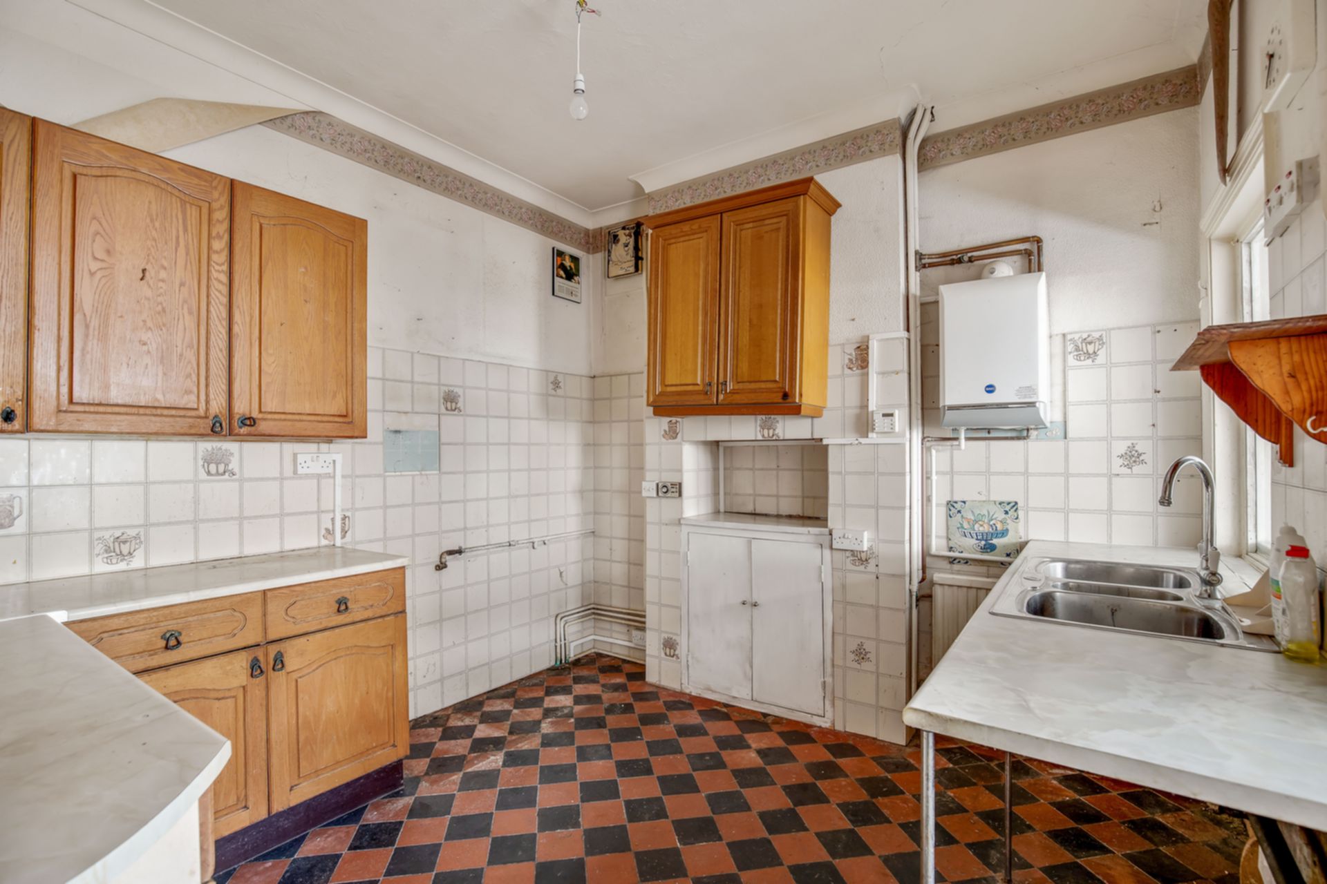 Property For Sale Wear Bay Road, Folkestone, CT19 5 Bedroom Detached