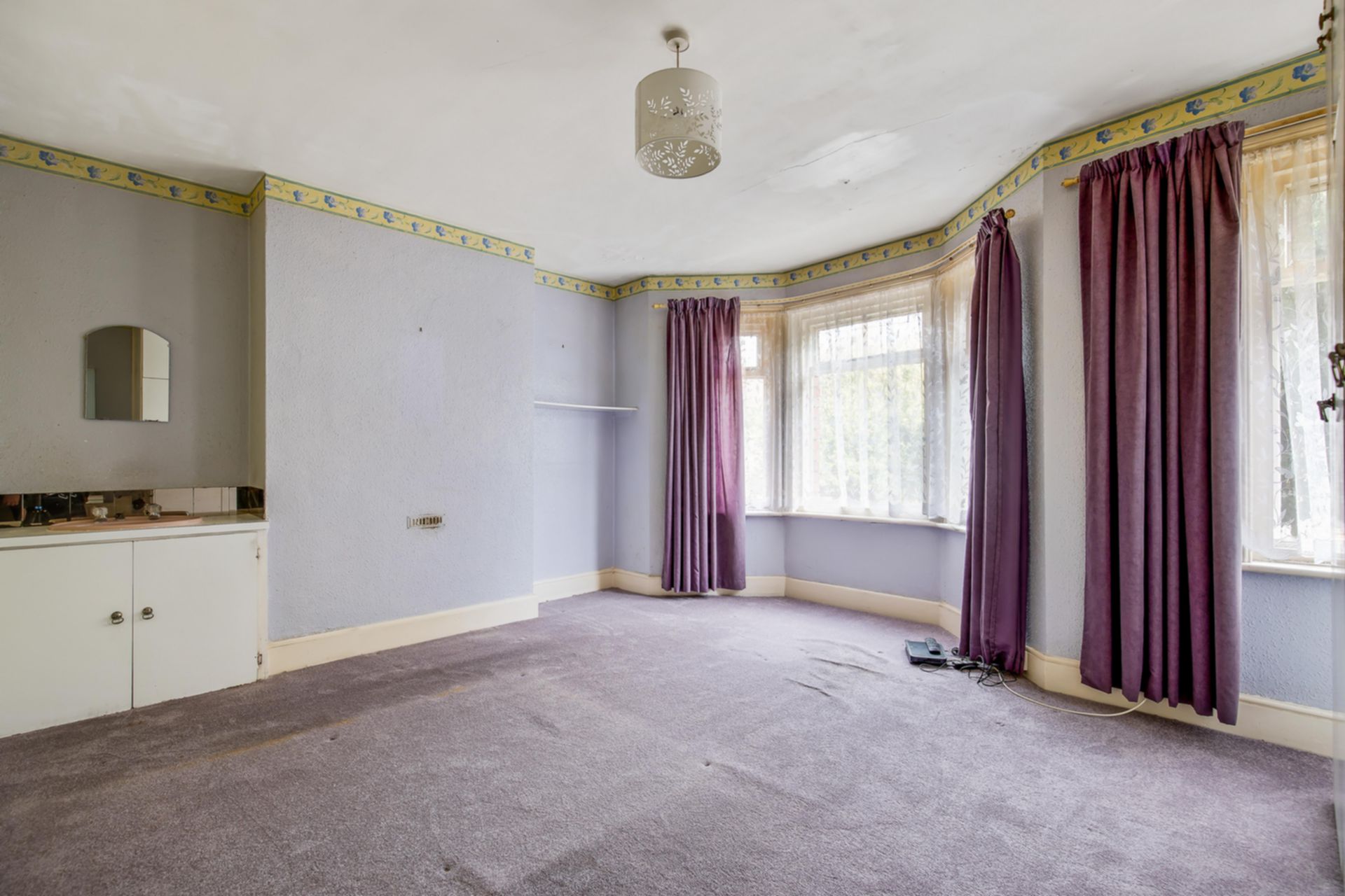 Property For Sale Road, Folkestone, CT19 4 Bedroom House